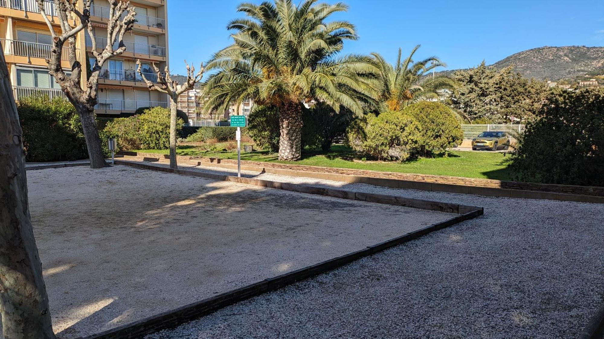 Studio Avec Coin Nuit, 100 M De La Mer 勒拉旺杜 外观 照片
